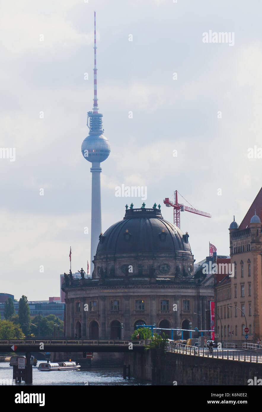 Ansicht der berühmten Museumsinsel im zentralen Bezirk Mitte von Berlin, Deutschland Stockfoto