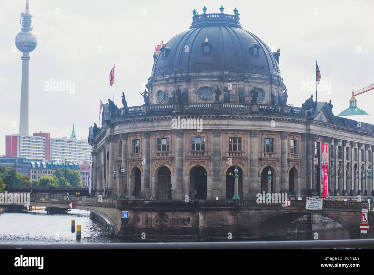 Ansicht der berühmten Museumsinsel im zentralen Bezirk Mitte von Berlin, Deutschland Stockfoto