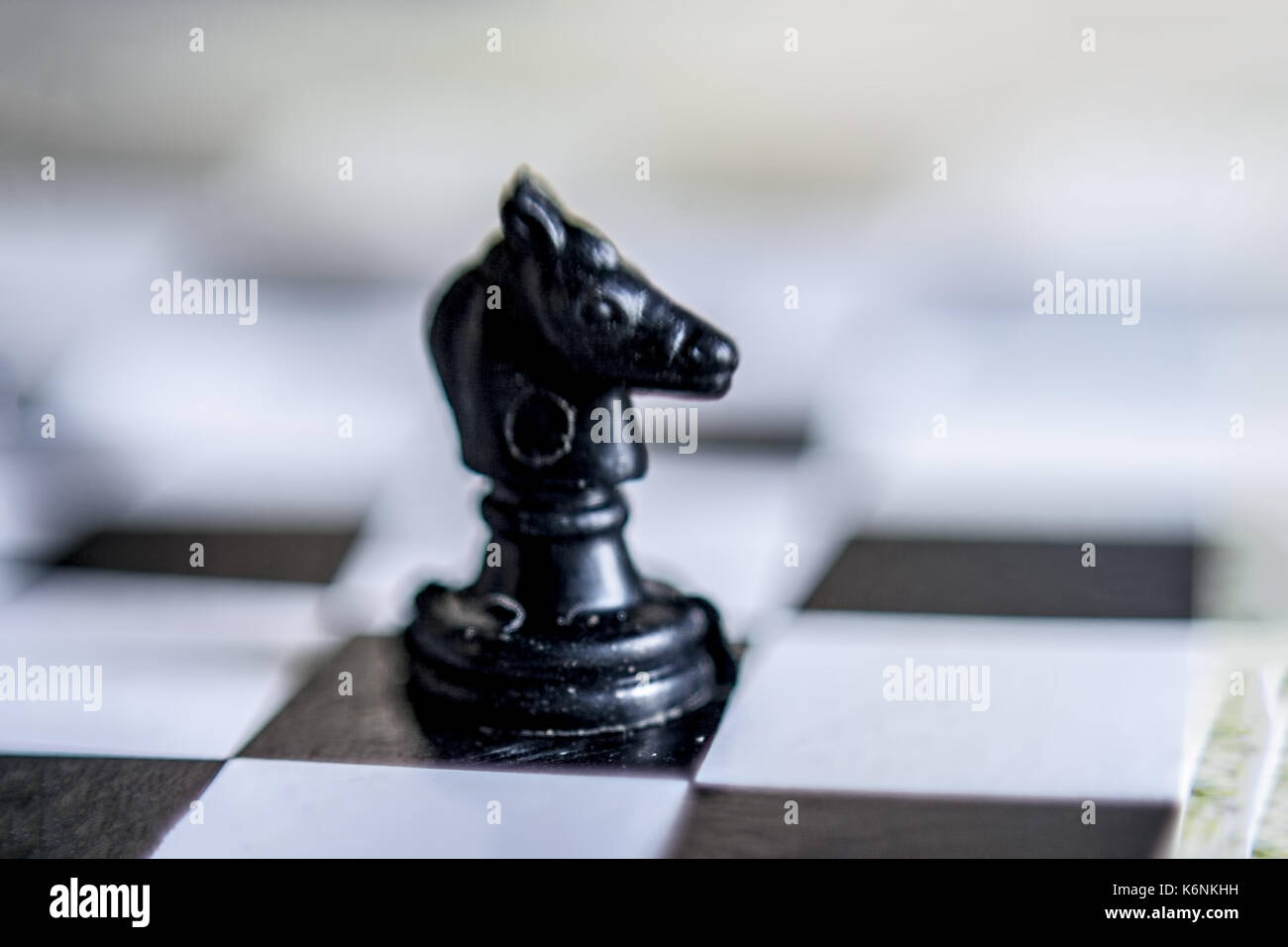 Schach Figuren auf dem Schachbrett. Stockfoto