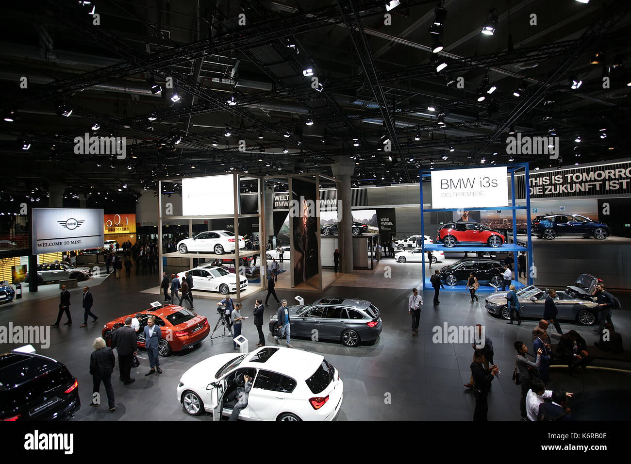 12.09.2017, Messegelände, Frankfurt, 67. IAA Pkw Frankfurt/Main, 14. - 24. September 2017, im Bild BMW Foto: Cronos/Hasan Bratic Stand Stockfoto