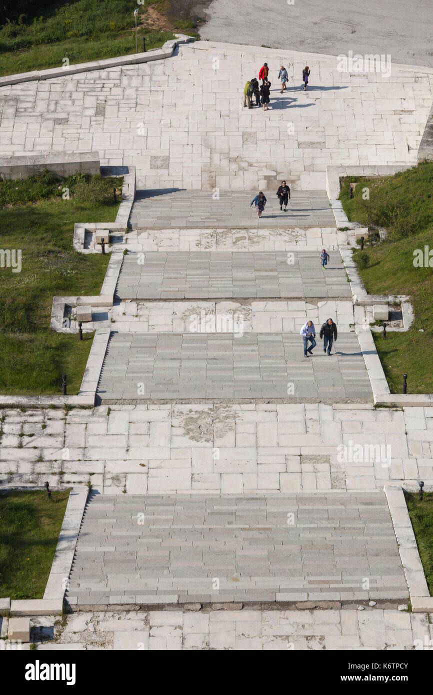 Bulgarien, Mittelgebirge, Shipka, Shipka Pass, Freiheit-Denkmal aus dem Jahre 1934 zum Gedenken an Schlacht des Shipka Pass aus dem russisch-türkischen Krieg von 1877, erhöht, Ansicht Stockfoto