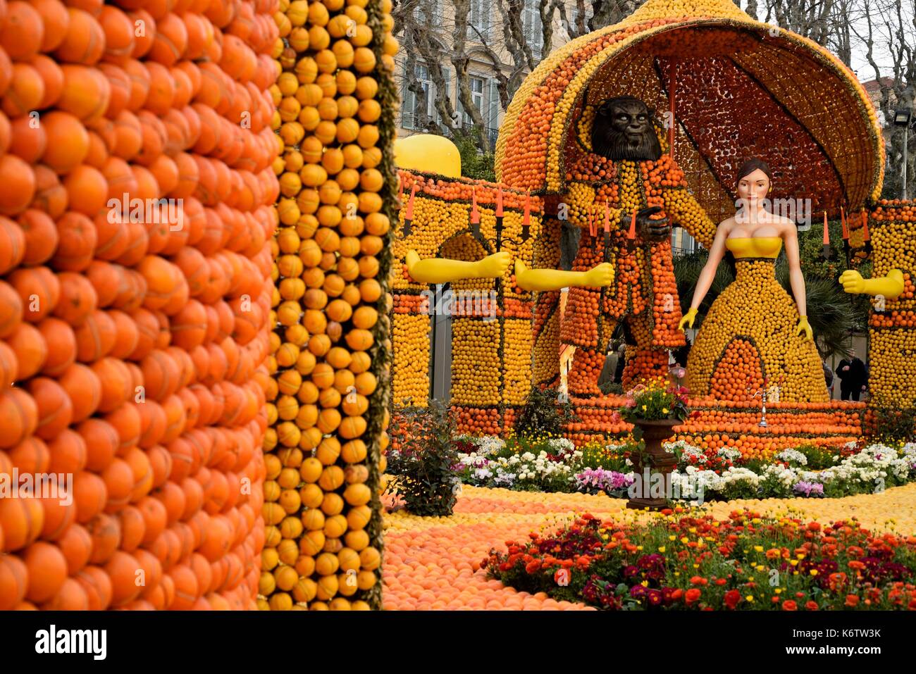 Frankreich, Alpes Maritimes, Menton, Fete du Citron, Gärten Bioves, Zitrusfrüchte Motive, Themen 2017, la Belle et la Bete Stockfoto