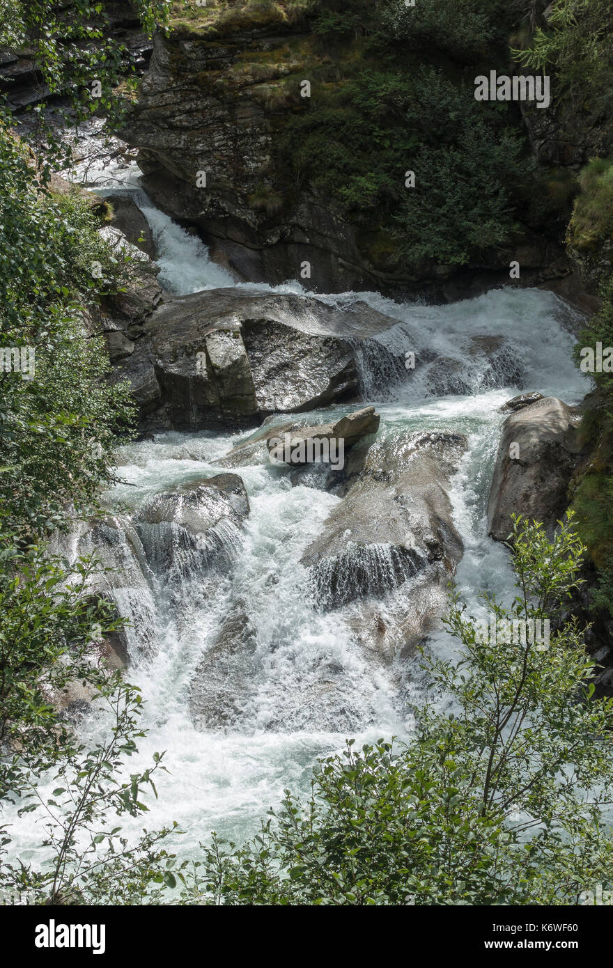 Wasserfälle von Lillaz, Cascate di Lillaz, Urtier Gebirgsbach, Rundwanderweg, Aosta Tal, Seitental des Aostatals Stockfoto
