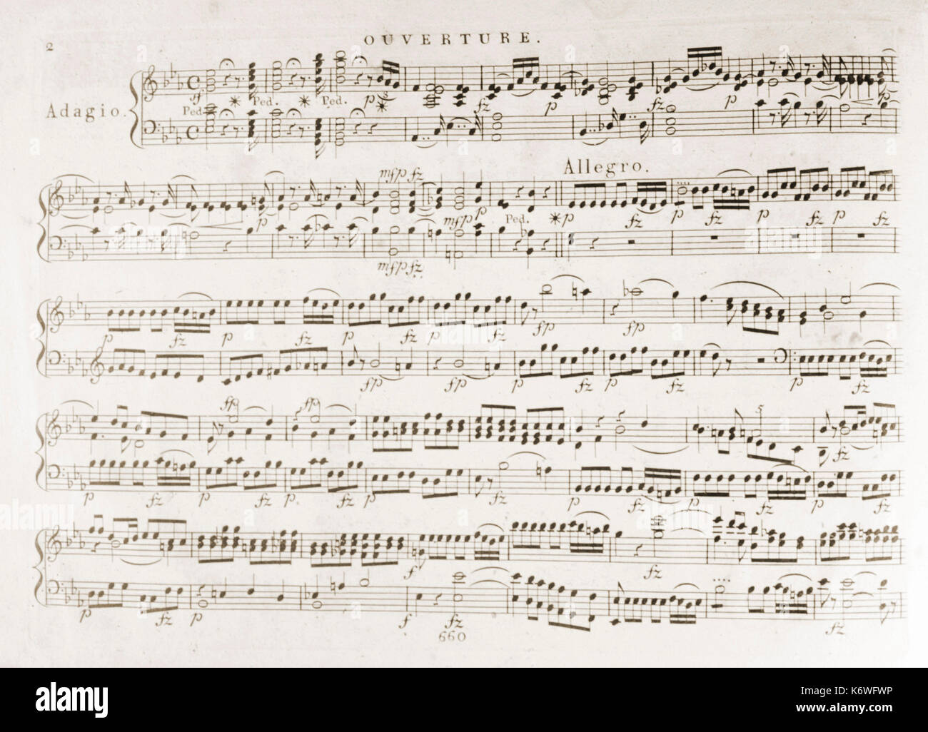 Klavierauszug von Score - Beginn der Ouvertüre von Wolfgang Amadeus Mozarts "Zauberflöte". Österreichischen Komponisten, 27. Januar 1756 - vom 5. Dezember 1791. Der Kühne veröffentlicht, c 1815 von den ursprünglichen Platten Stockfoto