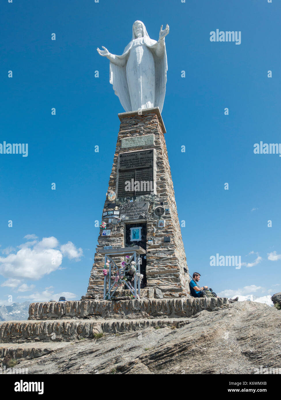 Statue der Madonna auf dem Zerbion, 2722 m, Panoramafeld, Antagnod, Chatillon, Aostatal, Aostatal Stockfoto