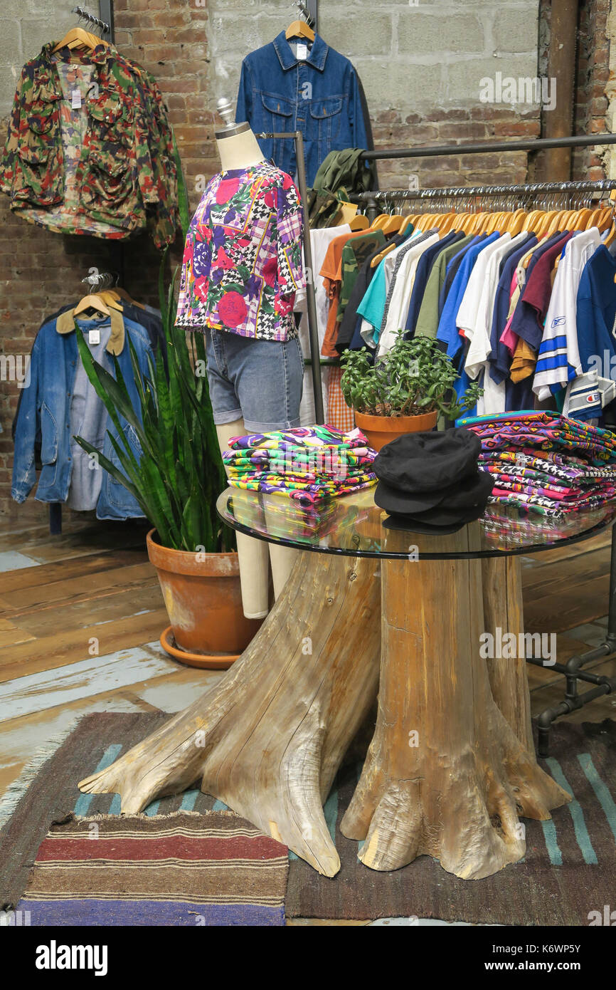 Urban Outfitters in Herald Square, New York City, USA Stockfoto