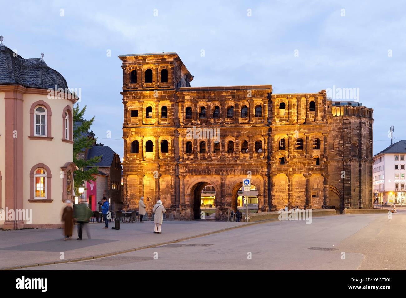 Deutschland, Rheinland-Pfalz (Rheinland-Pfalz), Mosel Tal, Trier, Porta Nigra als Weltkulturerbe der UNESCO Stockfoto