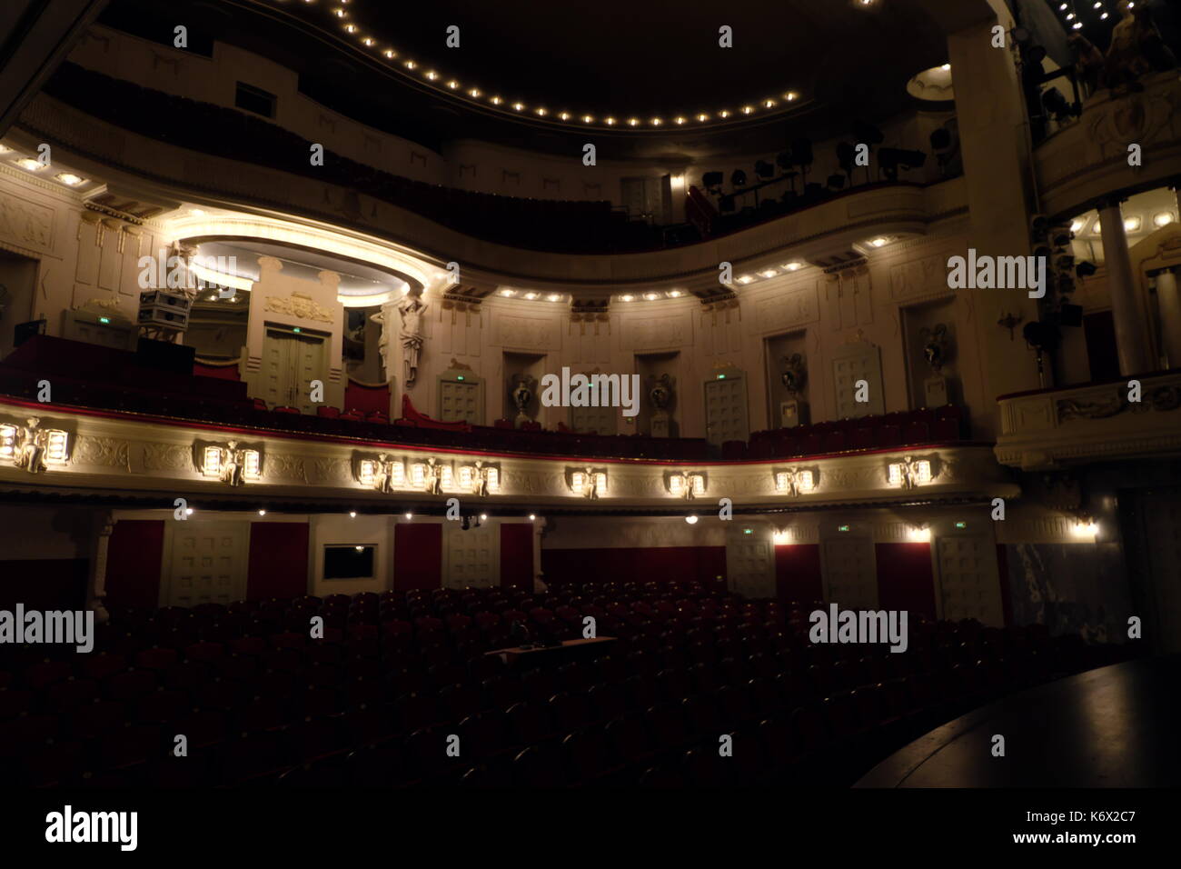 Schillerplatz cottbus -Fotos und -Bildmaterial in hoher Auflösung – Alamy