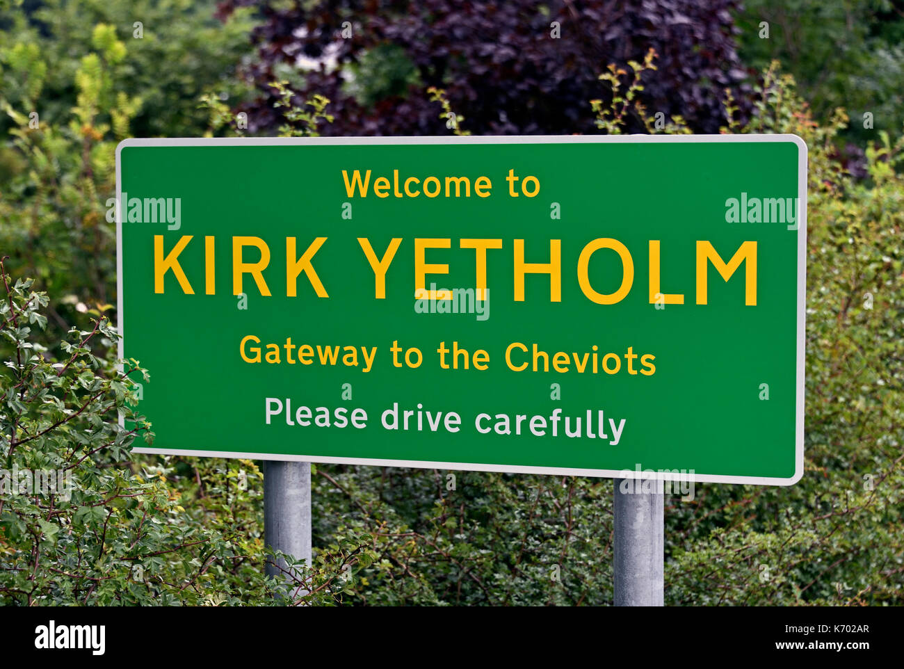 Dorf unterzeichnen. Kirk Yetholme, Scottish Borders, Schottland, Großbritannien, Europa. Stockfoto