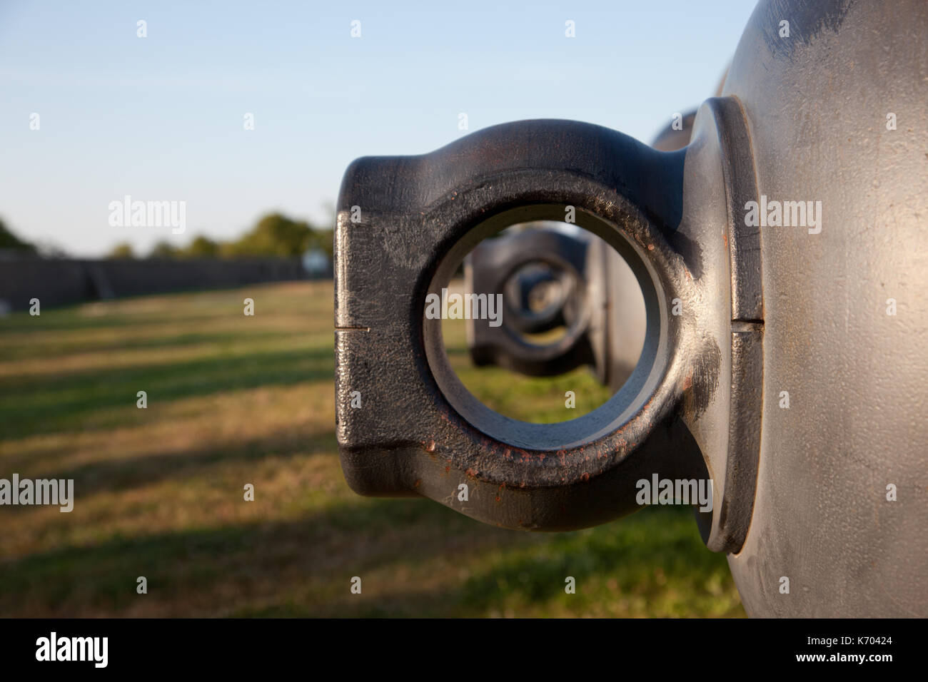 Zurück Ende einer Kanone/zurück Ende einer Reihe von Kanonen in Halifax, Nova Scotia. Stockfoto