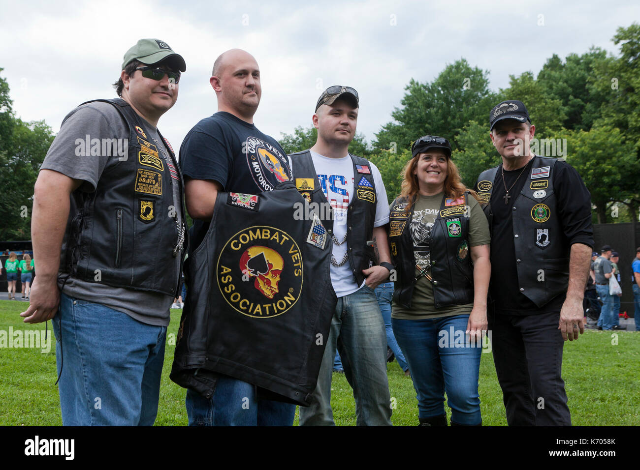 Mitglieder der Bekämpfung der Veteranen Motorrad Assoziation an Vietnam War Memorial während des Memorial Day Wochenende - Washington, DC, USA Stockfoto