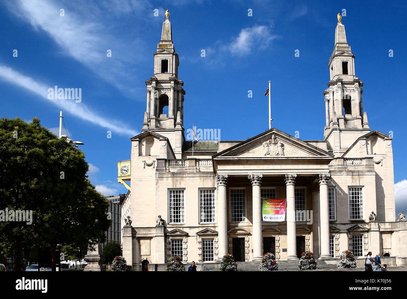 Leeds Civic Hall Gebäude im Millennium Square Stockfoto