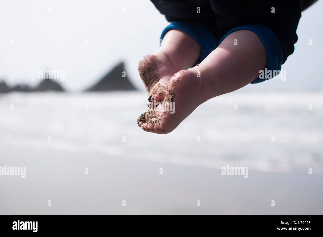 Sandy, baby Füße und rollte sich Zehen. Harriet baggley Stockfoto