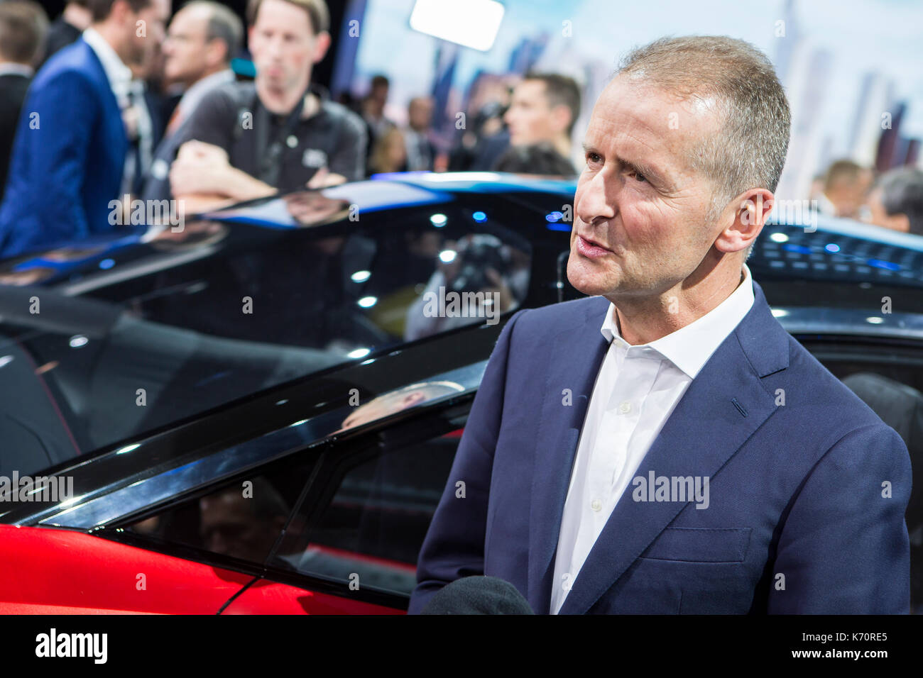Frankfurt, Deutschland. September 2017. Internationale Automobil-Ausstellung 2017, Pressetag: Dr. Herbert Diess, Vorsitzender der Geschäftsführung der Marke Volkswagen Pkw. Quelle: Christian Lademann Stockfoto