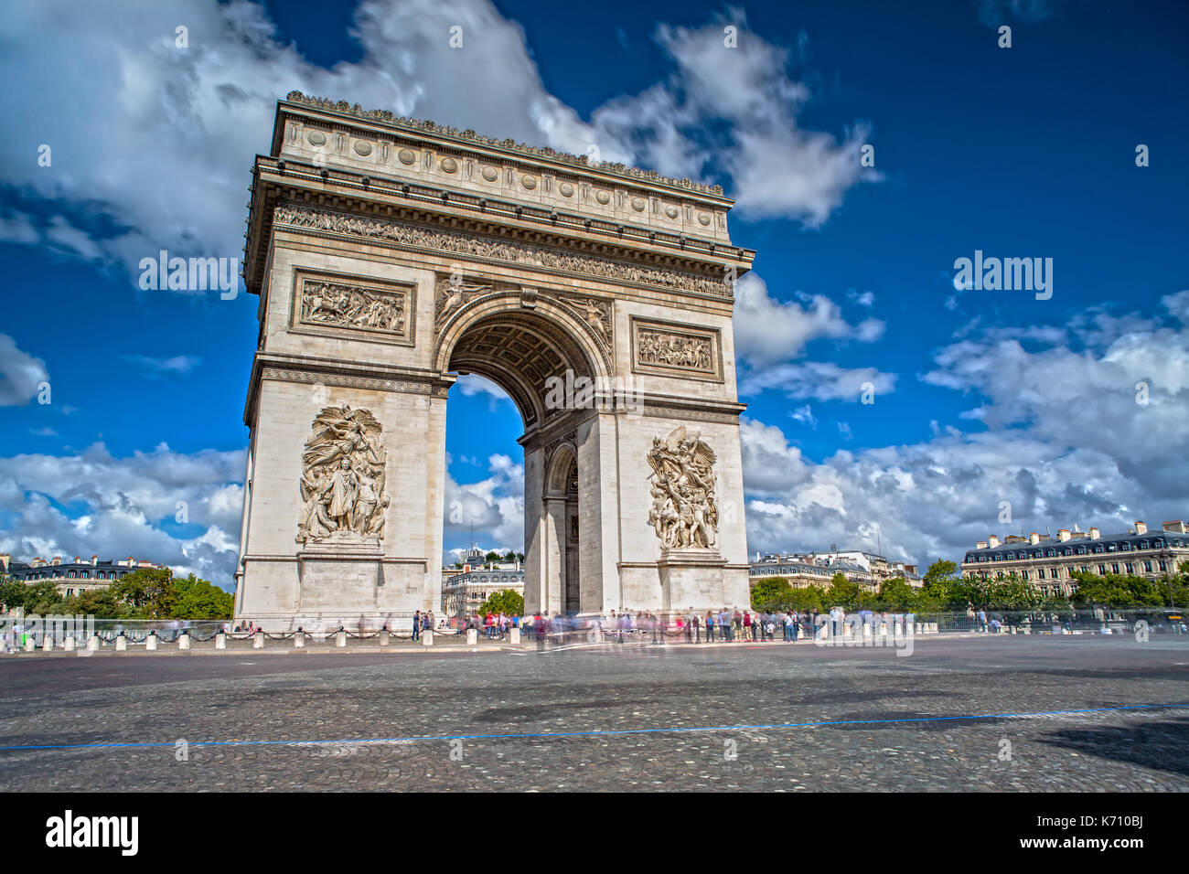 Arc de Triomphe auf der Champs Elysees in Paris Stockfoto