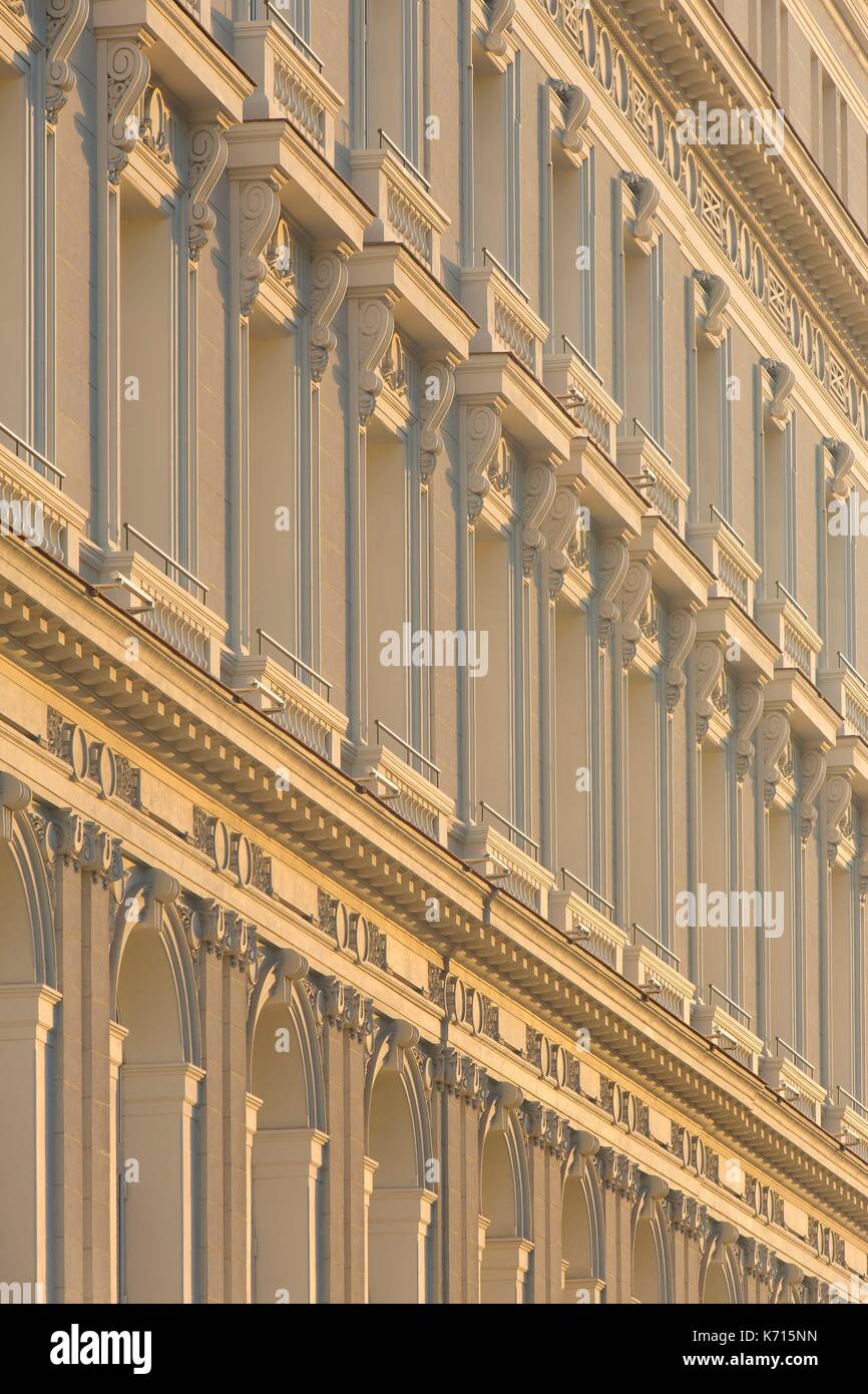 Kuba, Provinz Ciudad de la Habana, Havanna, Habana Vieja Bezirk als Weltkulturerbe von der UNESCO, Fassade des Gran Hotel manzana Kempinski, das die Großen zu speichern Manzana de Gomez. Stockfoto