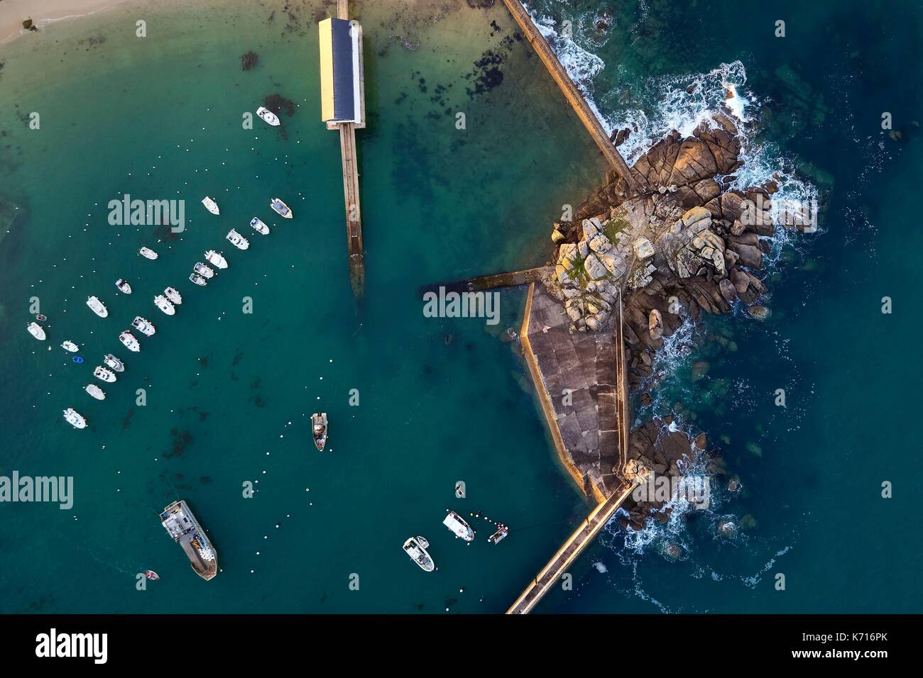 Frankreich, Finistre, Pointe de TrŽvignon, den Hafen (Luftbild) Stockfoto