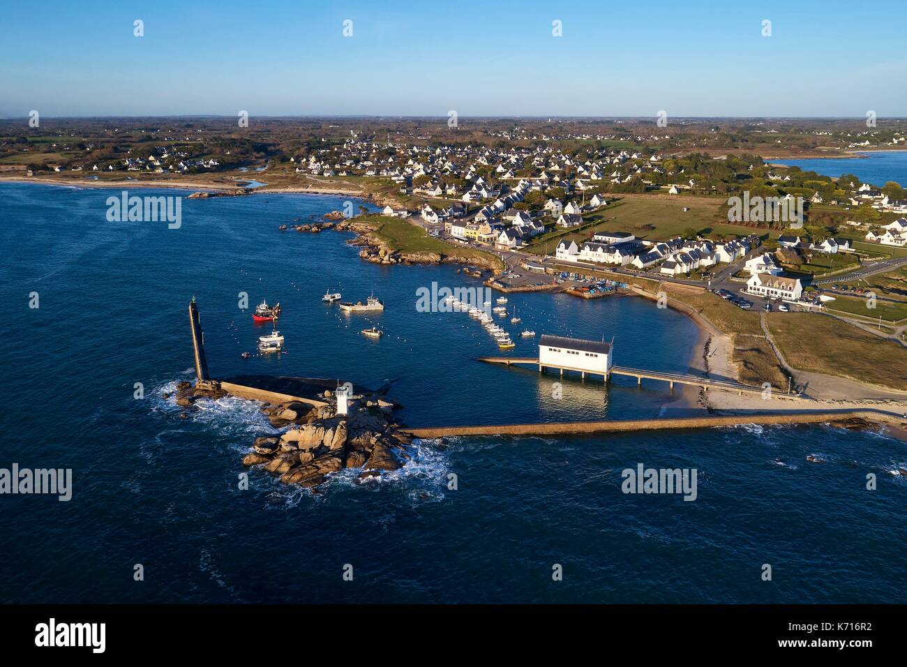 Frankreich, Finistre, Pointe de TrŽvignon, den Hafen (Luftbild) Stockfoto