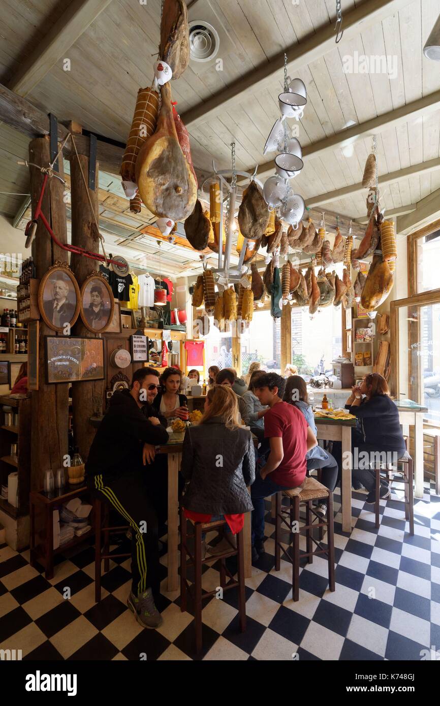 Italien, Emilia Romagna, Bologna, Via Oberdan, La Prosciutteria Stockfoto