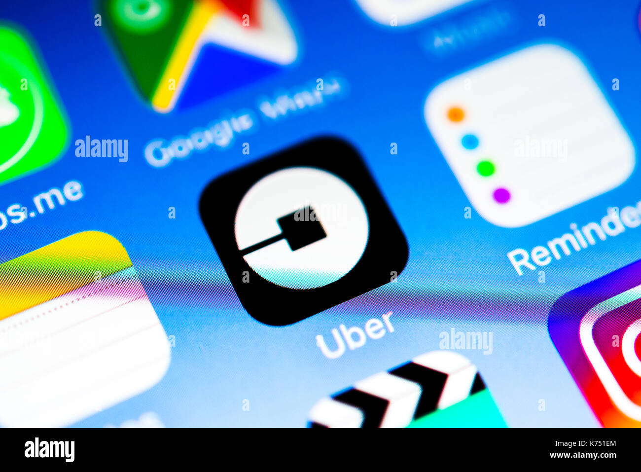 Über App, App-Icon, Anzeige auf einem Bildschirm eines Handy, iPhone, iOS, Smartphone, Makroaufnahme, Detail, in voller Größe Stockfoto