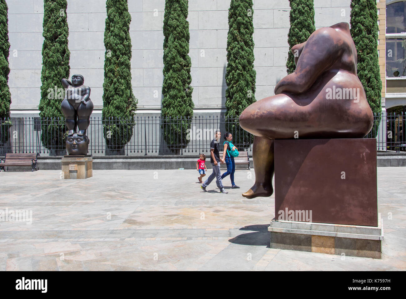 Mujer sentada Skulptur, Botero Plaza, Medellin, Kolumbien Stockfoto