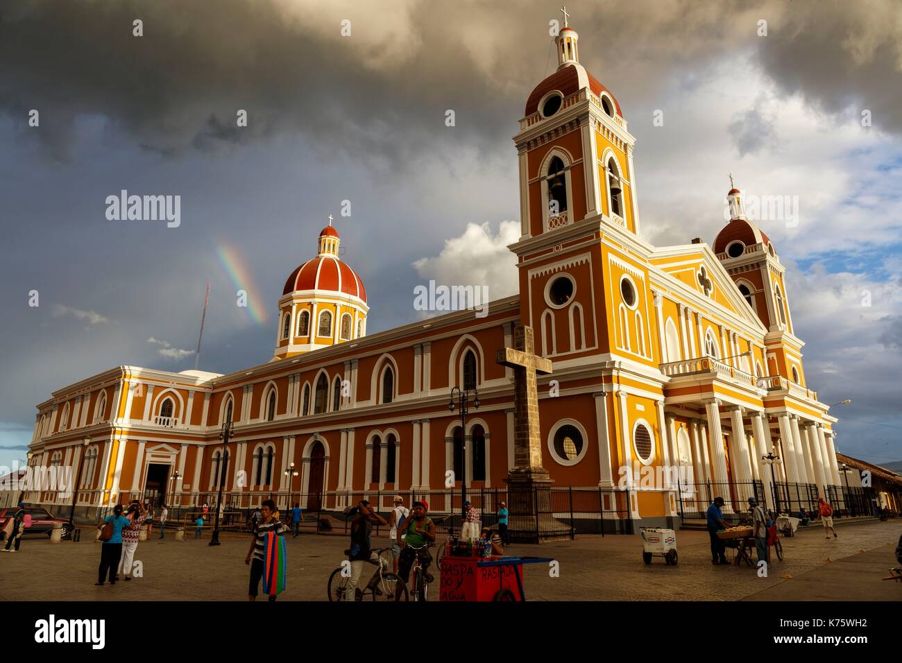 Nicaragua, Provinz Granada, Granada, die Kathedrale unter stürmischem Wetter Stockfoto Nicaragua, Provinz Granada, Granada, die Kathedrale unter stürmischem Wetter Stockfoto