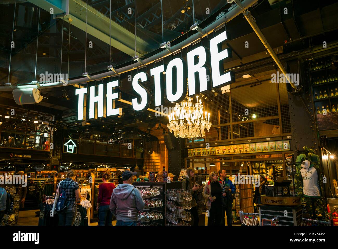 Irland, Dublin, Guinness Storehouse, Brauereimuseum, der Store