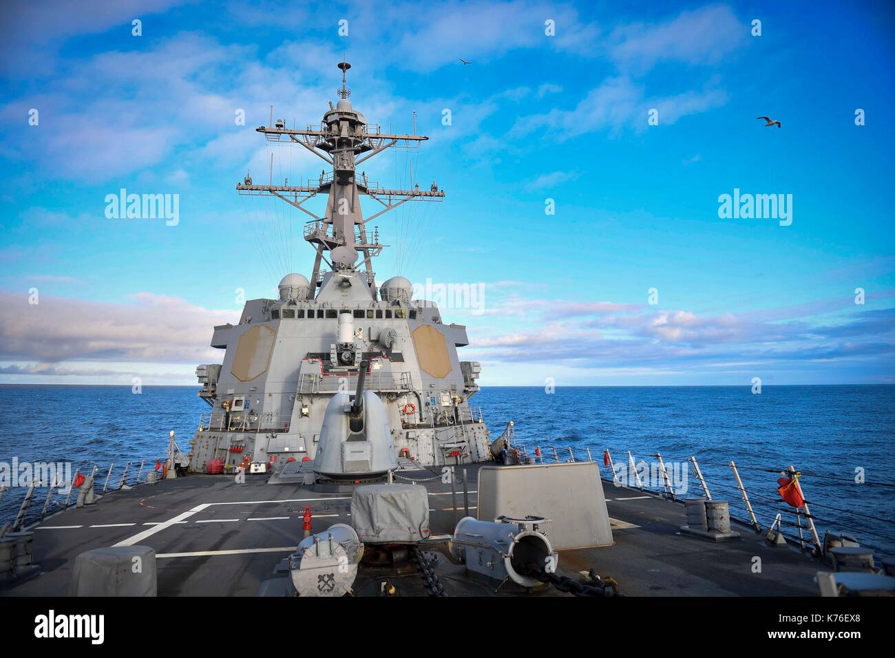 Der Arleigh-burke-Klasse geführte Anti-raketen-Zerstörer USS Oscar Austin (DDG79) Stockfoto