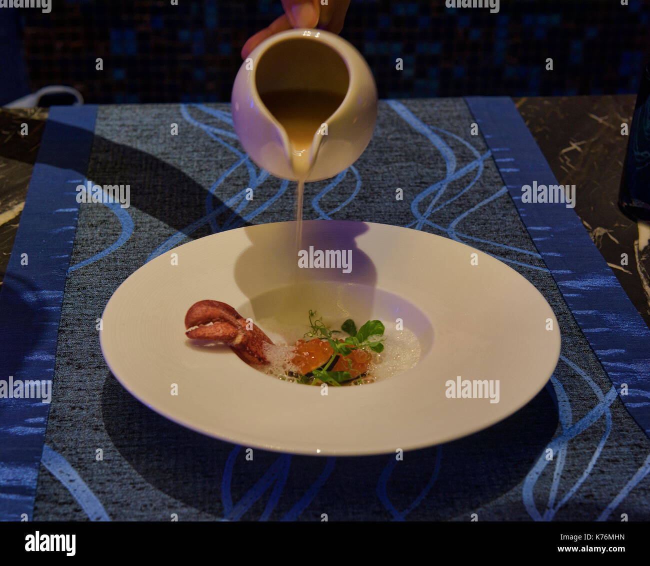 Tom Yum gazpacho molekulare Küche, Bangkok, Thailand Stockfoto