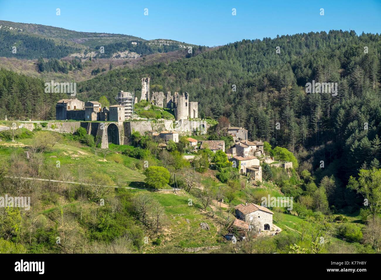 Frankreich, Ardèche, Saint Michel de Boulogne, Burg von Boulogne 11. und 15. Jahrhundert Stockfoto