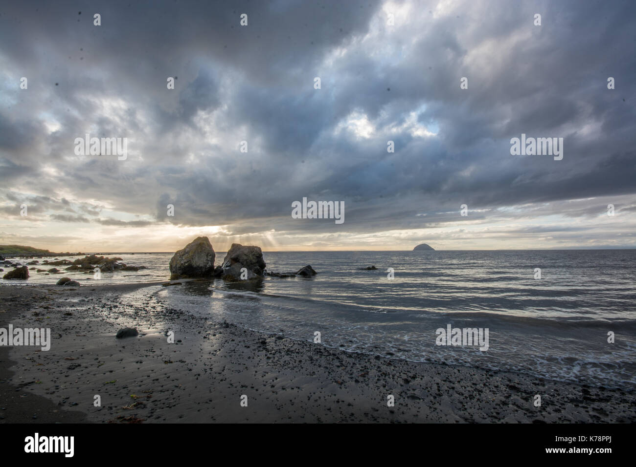 Seascape Blick über den Strand und das Meer in der Nähe von lendalfoot Girvan, Schottland Stockfoto
