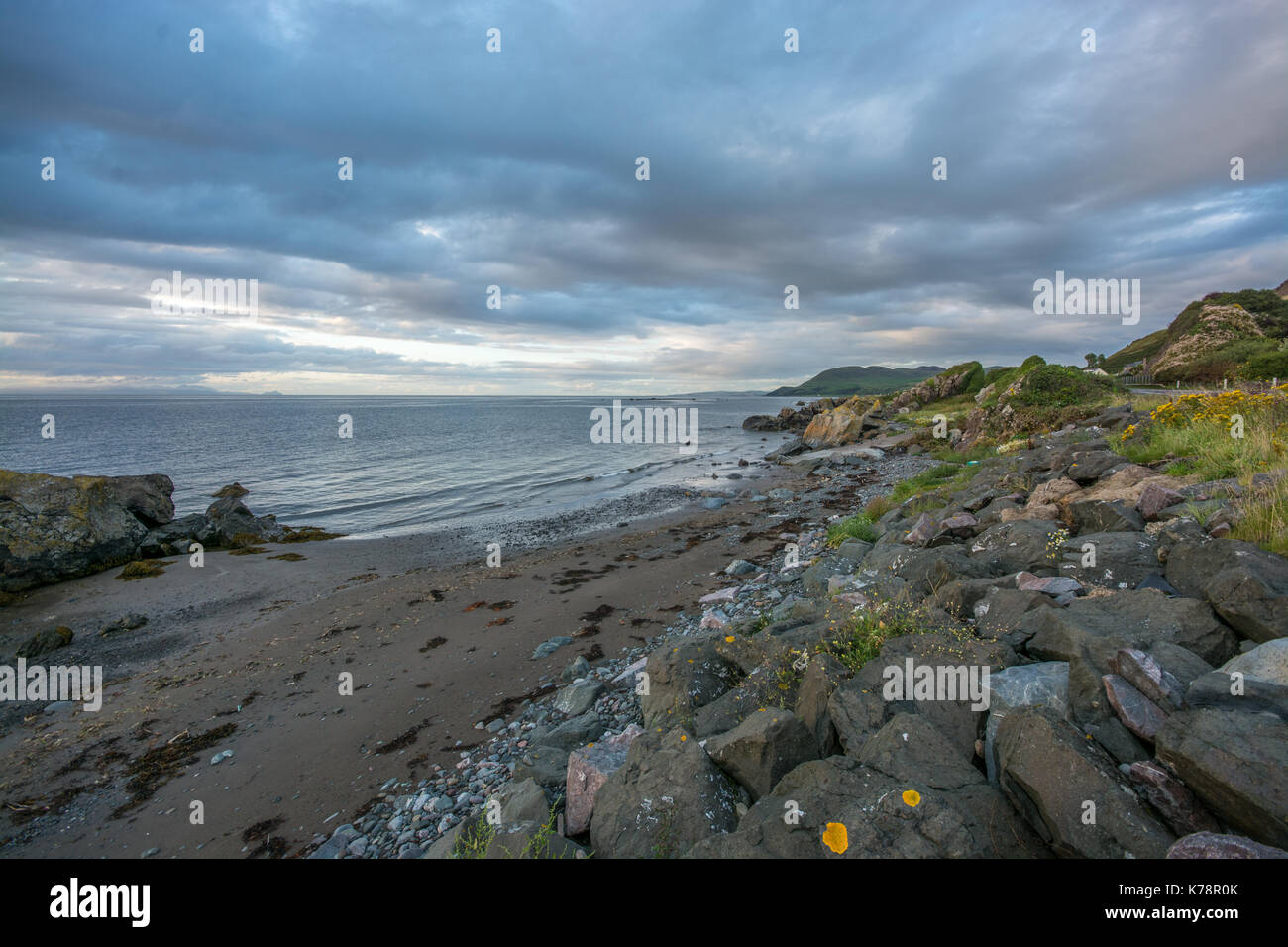 Seascape Blick über den Strand und das Meer in der Nähe von lendalfoot Girvan, Schottland Stockfoto