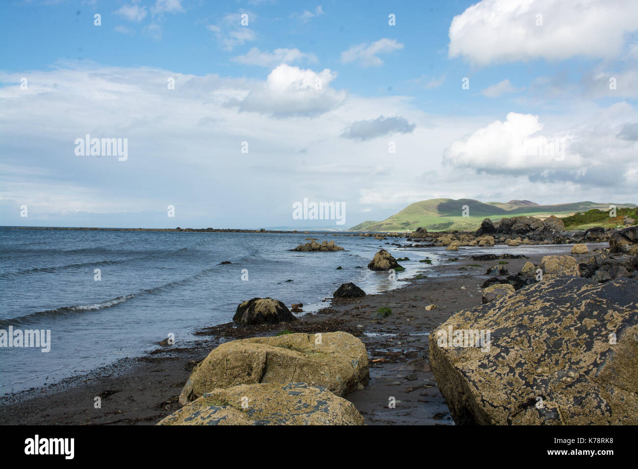 Seascape Blick über den Strand und das Meer in der Nähe von lendalfoot Girvan, Schottland Stockfoto