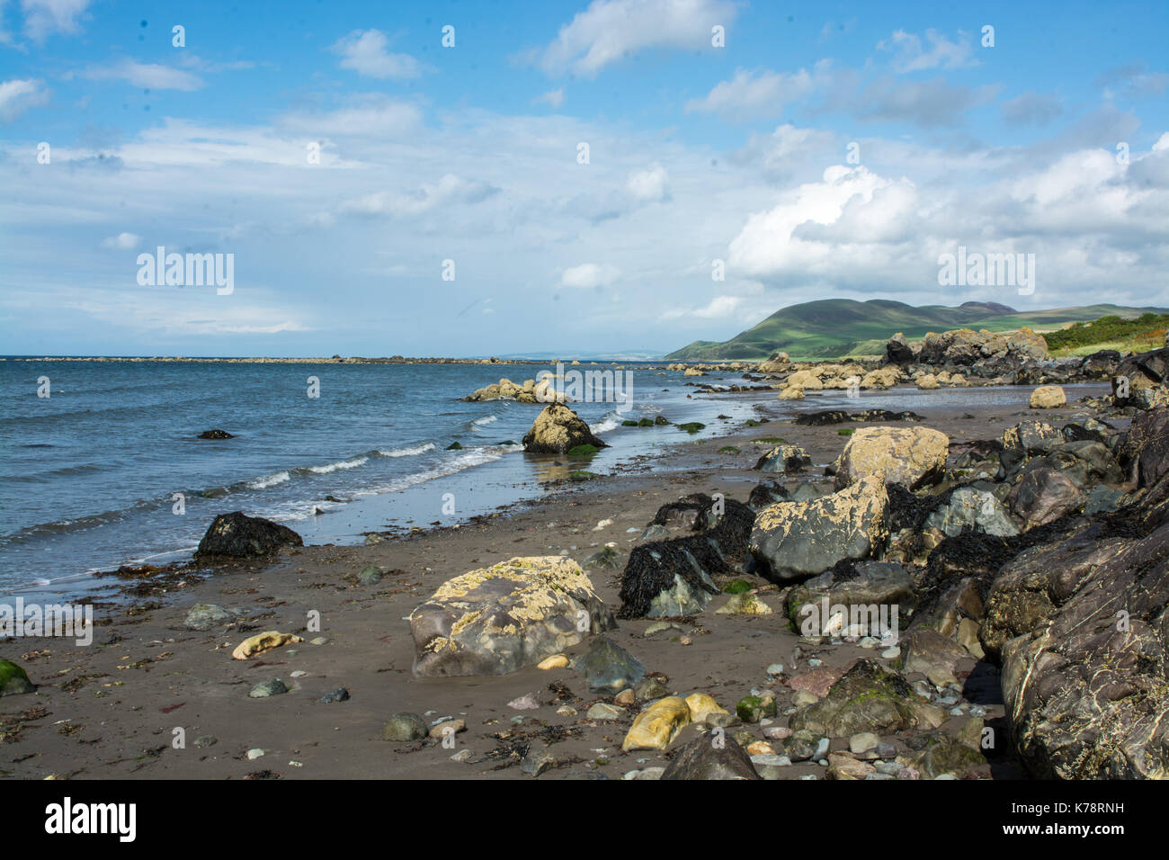 Seascape Blick über den Strand und das Meer in der Nähe von lendalfoot Girvan, Schottland Stockfoto