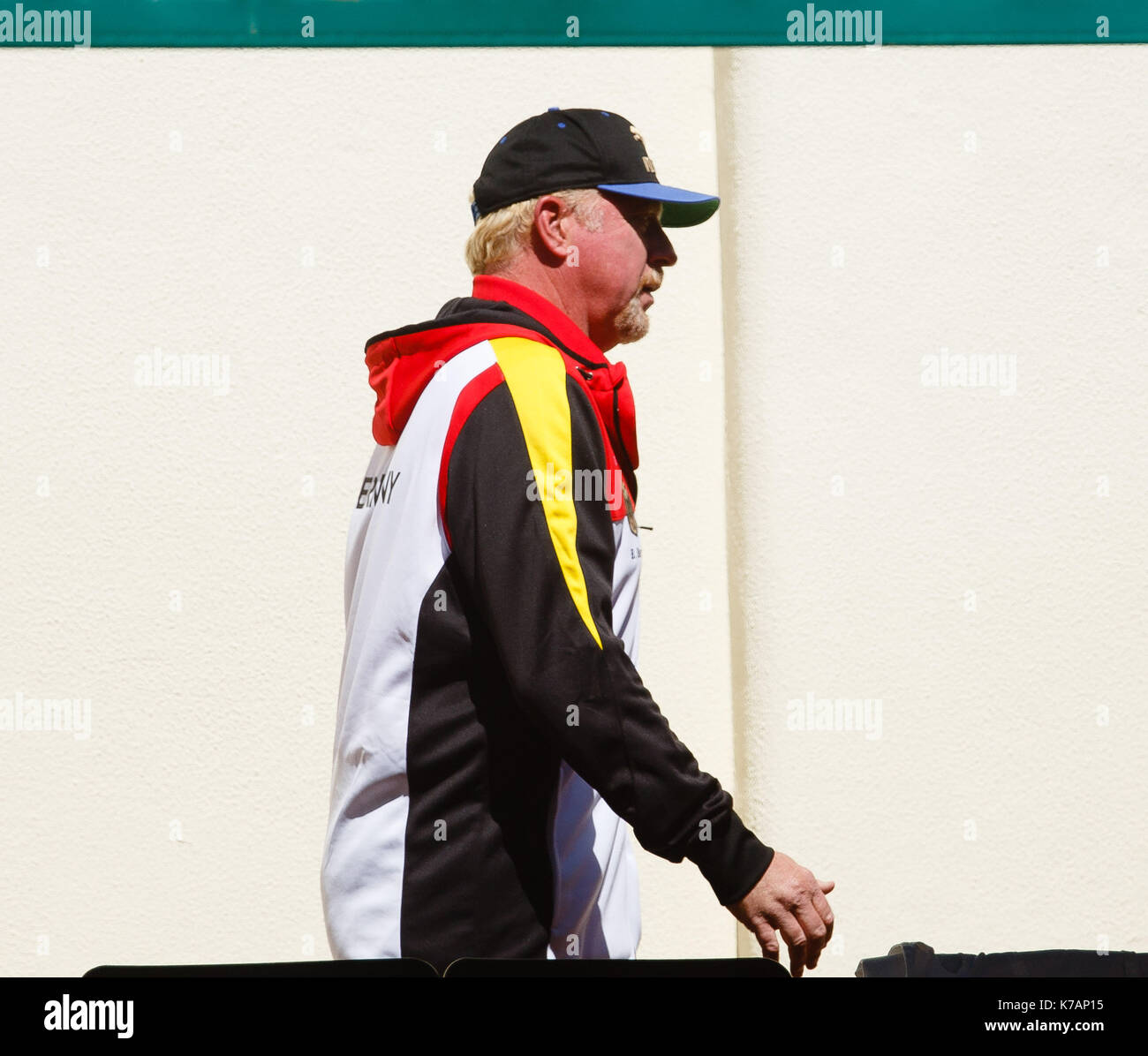 Oeiras, Portugal. September 2017. Deutschlands Tennischef Boris Becker beim Davis-Cup-Play-Off-Spiel zwischen Portugal und Deutschland im Centro Desportivo Nacional Jamor in Oeiras/Lissabon. Quelle: Frank Molter/Alamy Live News Stockfoto