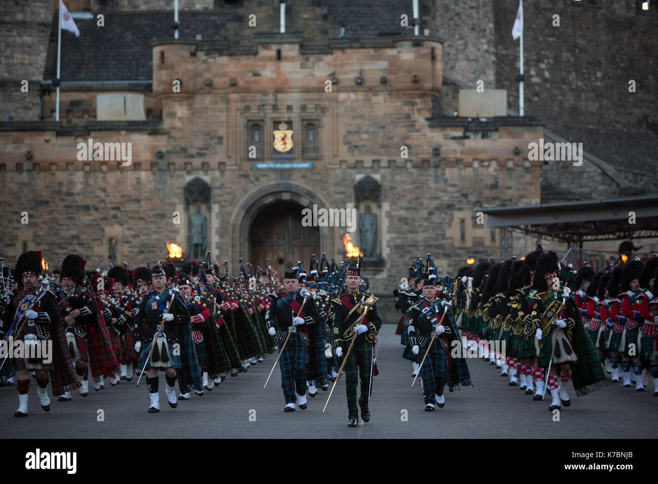 Edinburgh Royal Tattoo vor der Burg von Edinburgh, Edinburgh, Schottland, am 15. September 2017. Stockfoto
