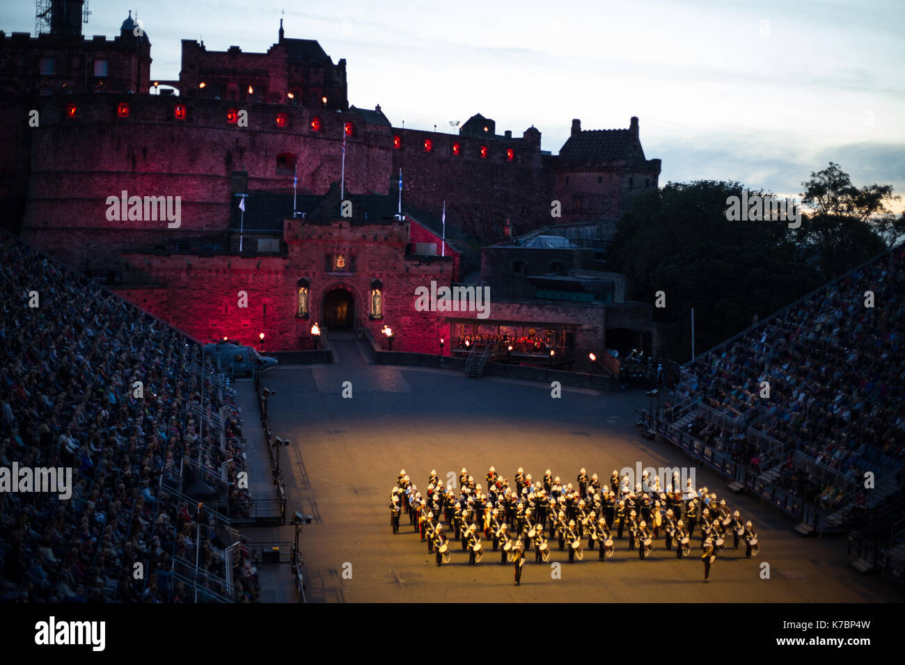Edinburgh Royal Tattoo vor der Burg von Edinburgh, Edinburgh, Schottland, am 15. September 2017. Stockfoto