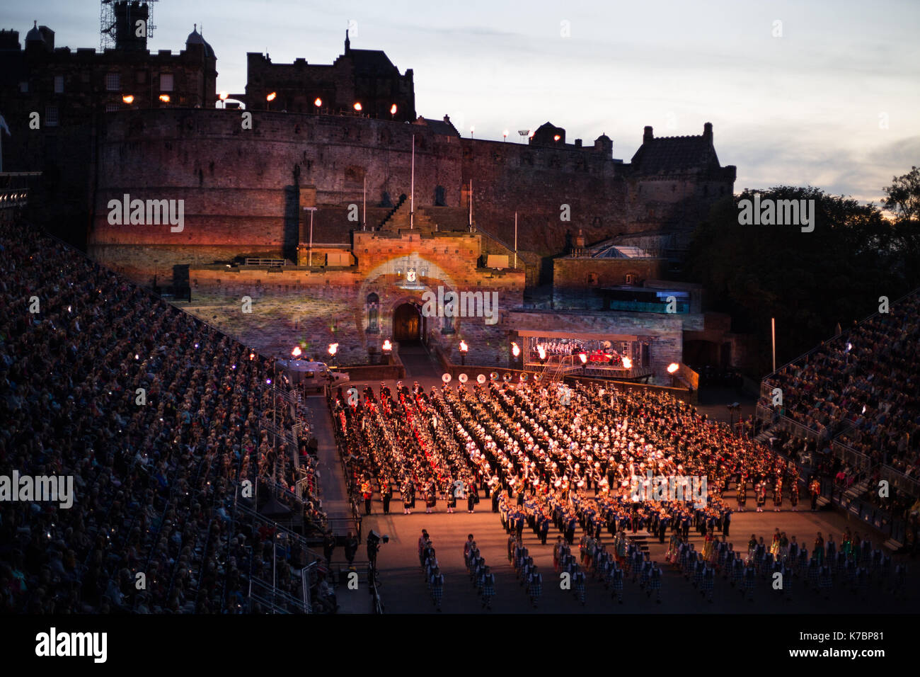 Edinburgh Royal Tattoo vor der Burg von Edinburgh, Edinburgh, Schottland, am 15. September 2017. Stockfoto