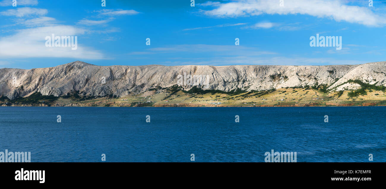Große Seacape Panorama der mediterranen Insel Pag in Kroatien, Stockfoto