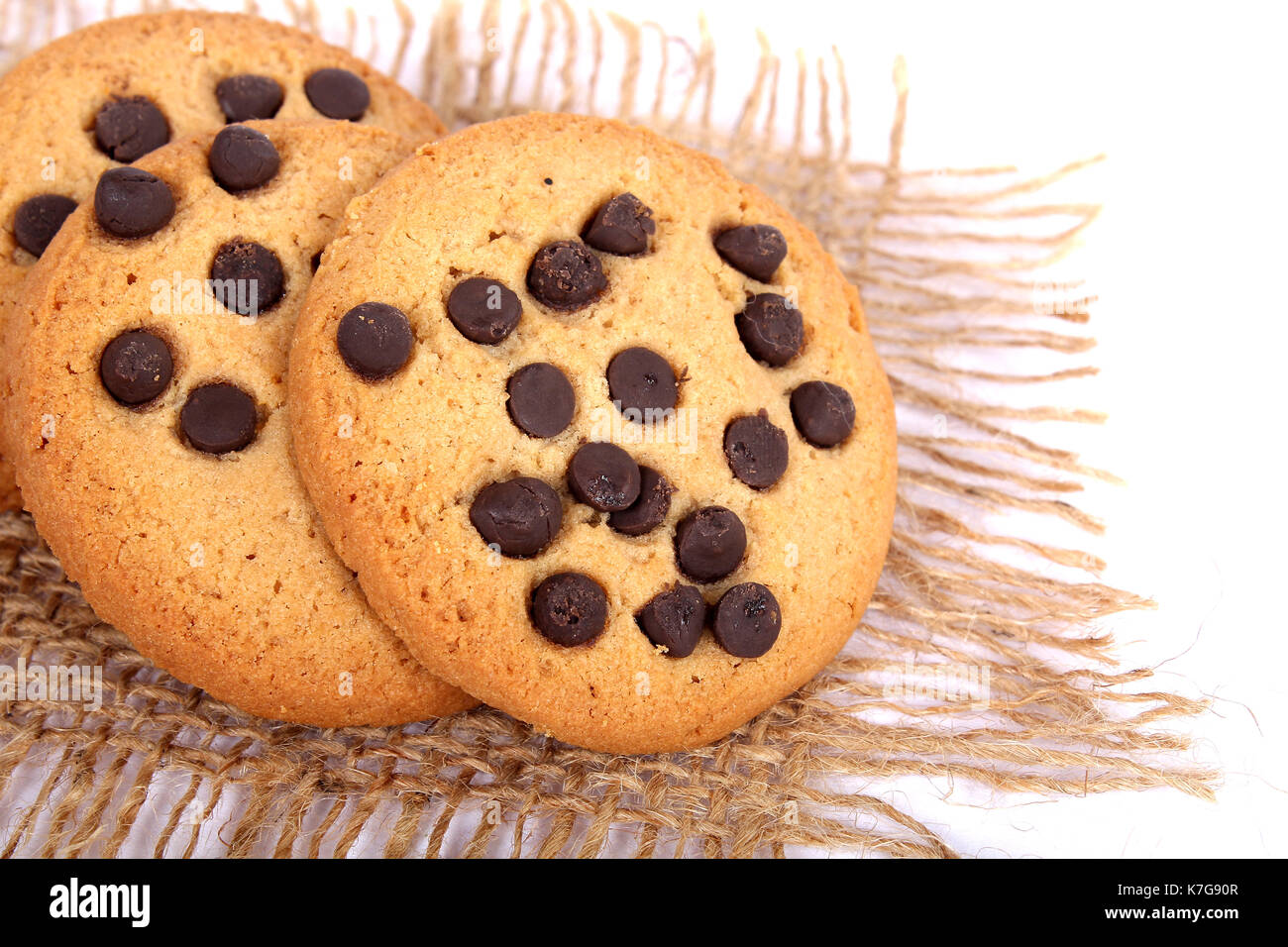 Chocolate Chip Cookies, choco Chip Cookies, Cookies auf weissem, Cookies, Cookies, handgefertigte chocochip Cookies, handgemachte Schokolade Cookies, handgemachte Schokolade Stockfoto