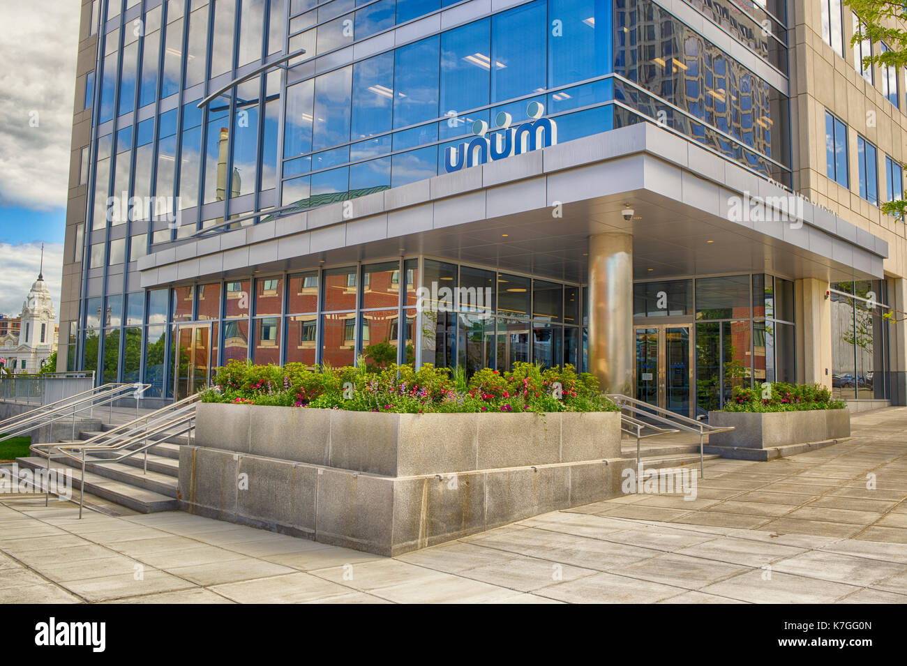 UNUM. ein Versicherungsunternehmen in Worcester, Massachusetts entfernt Stockfoto