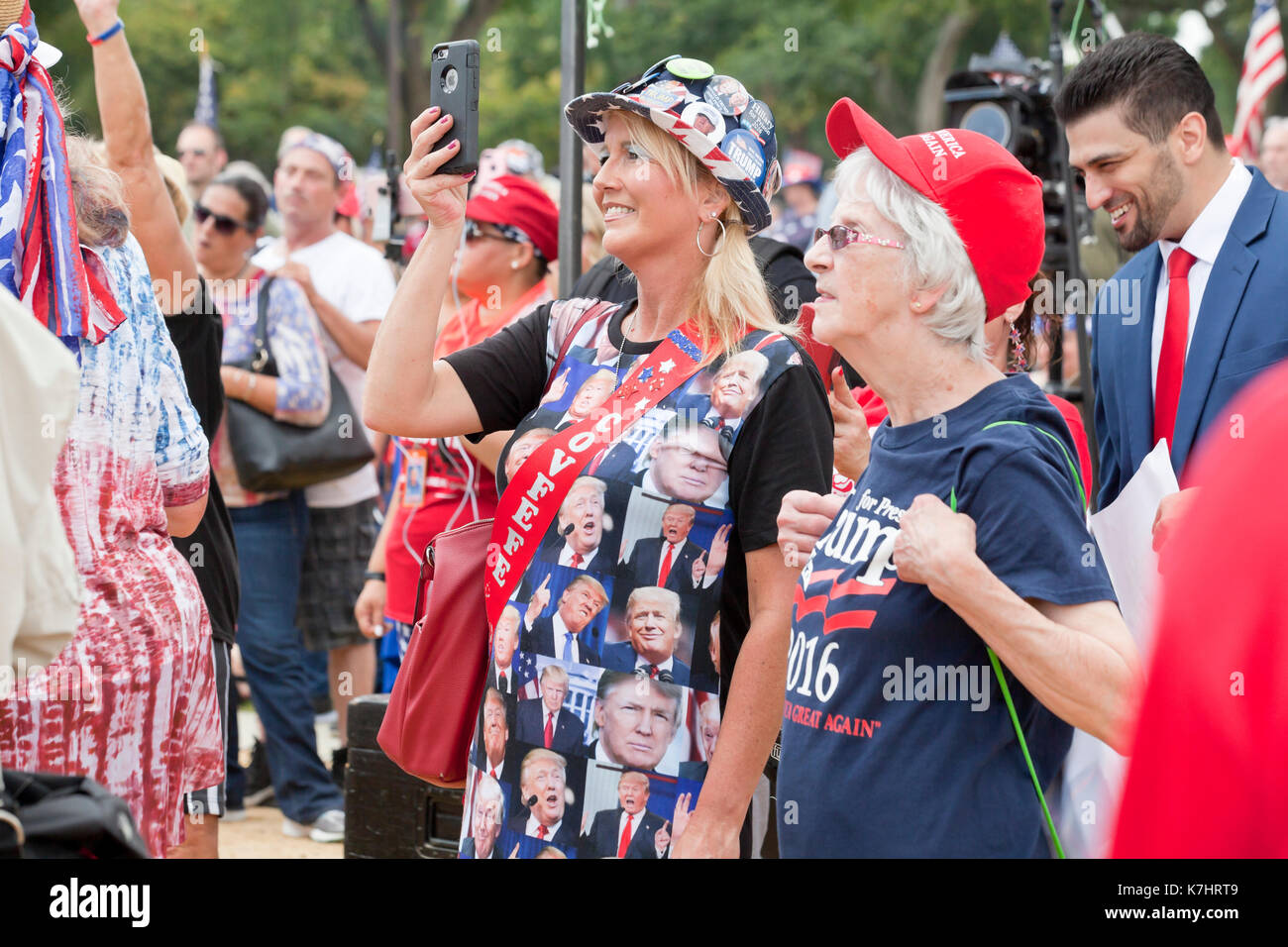 Samstag, September 16th, 2017, Washington, DC, USA: Donald Trump Unterstützer auf der National Mall einfinden, um die Botschaft an den Kongress senden, die Medien und die Welt, dass Sie United der amerikanischen Kultur und Werte zu verteidigen. Stockfoto