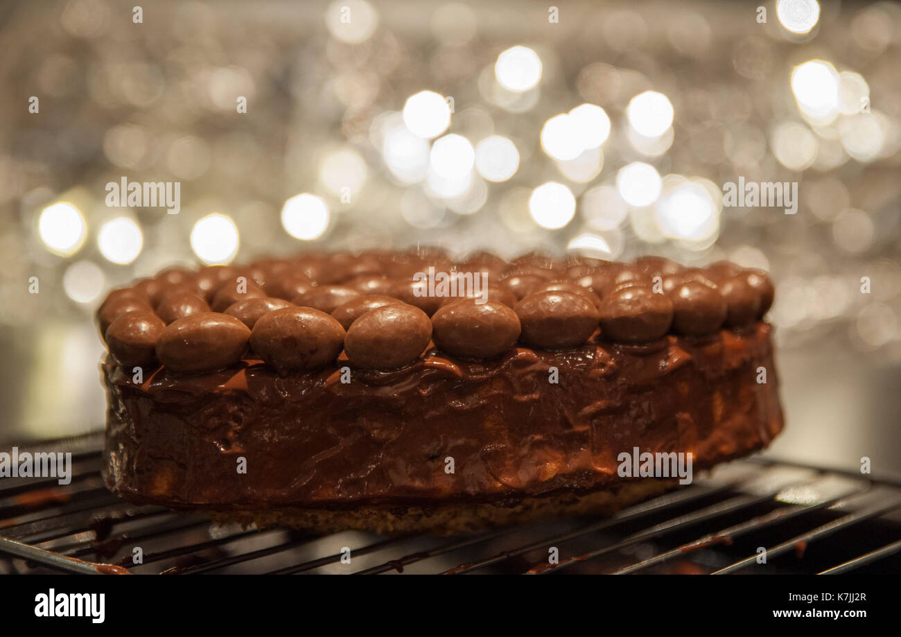 Schokokuchen in Herzform Stockfoto