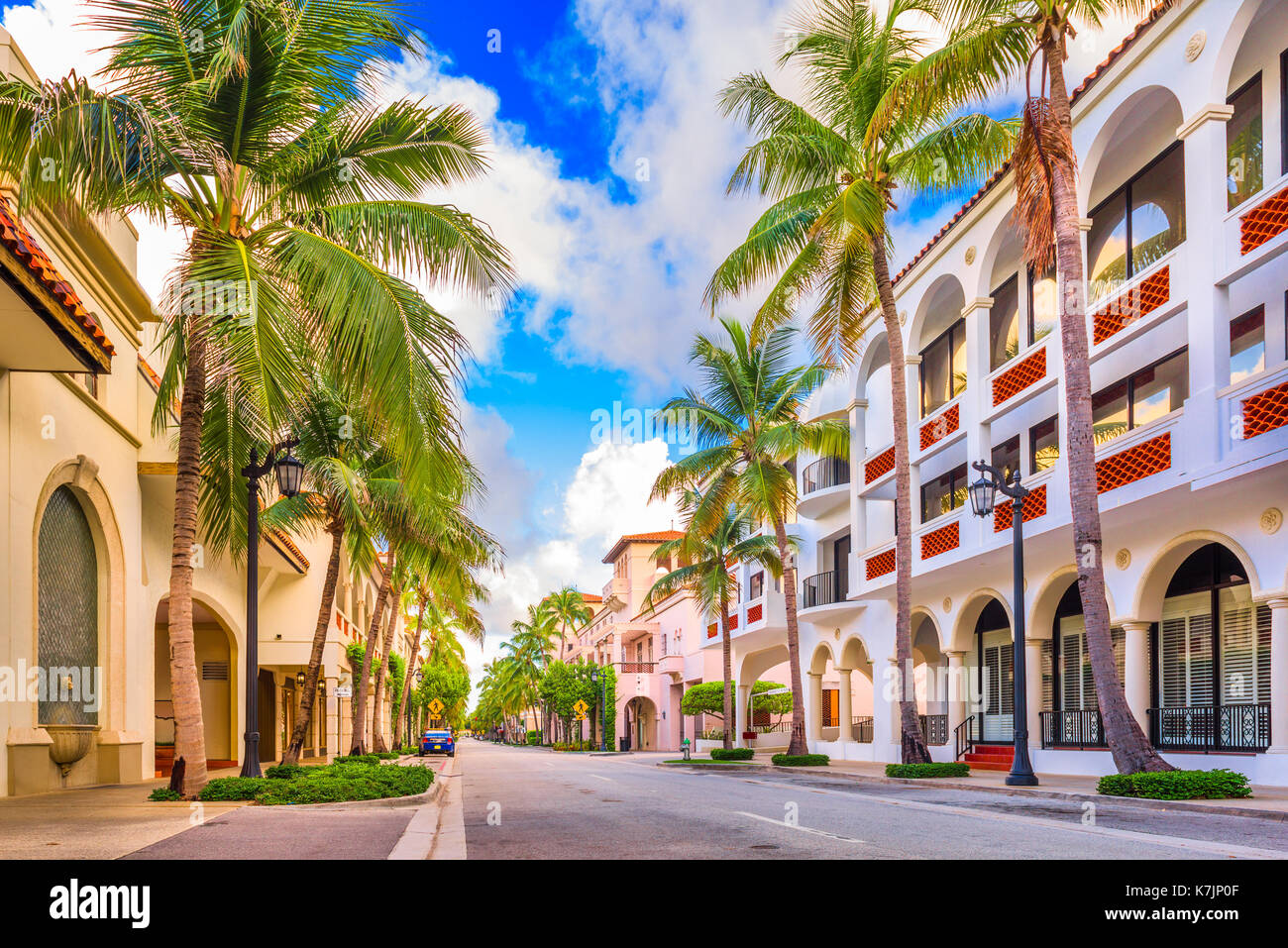 Palm Beach, Florida, USA an der Worth Avenue. Stockfoto