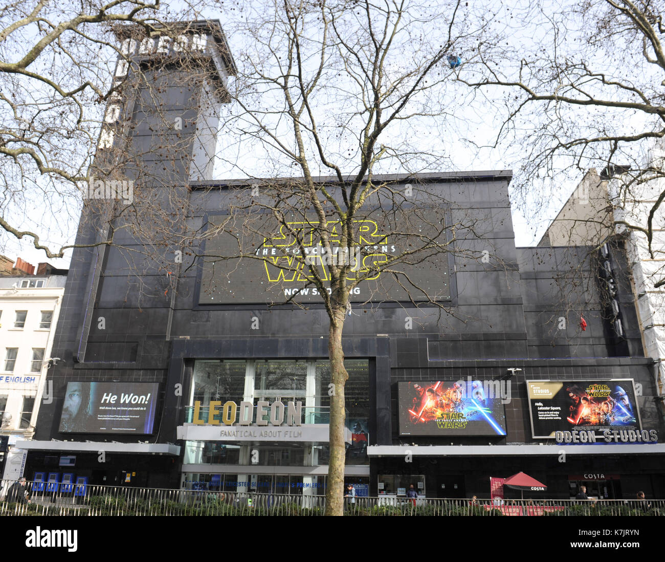 Foto muss Gutgeschrieben © Kate Grün/Alpha Presse 079965 29/02/2016 Kino Odeon Leicester Square umbenannt Leodeon zu feiern Leonardo DiCaprio 2016 Oscar für den besten Schauspieler London Stockfoto