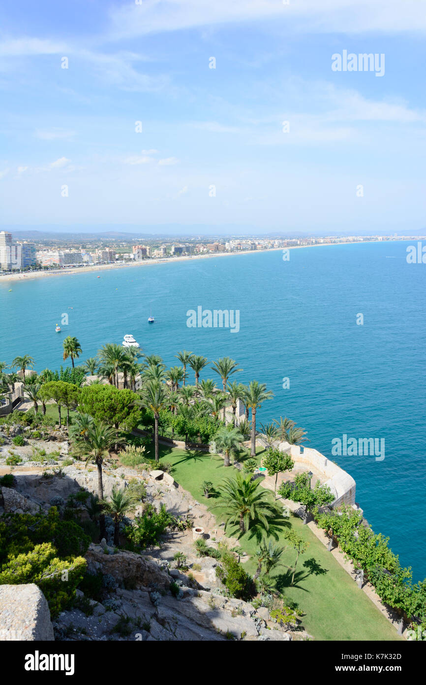 Castellón, Spanien - 4. September 2016: Gärten des Schlosses Papa Luna in Peñiscola. Stockfoto