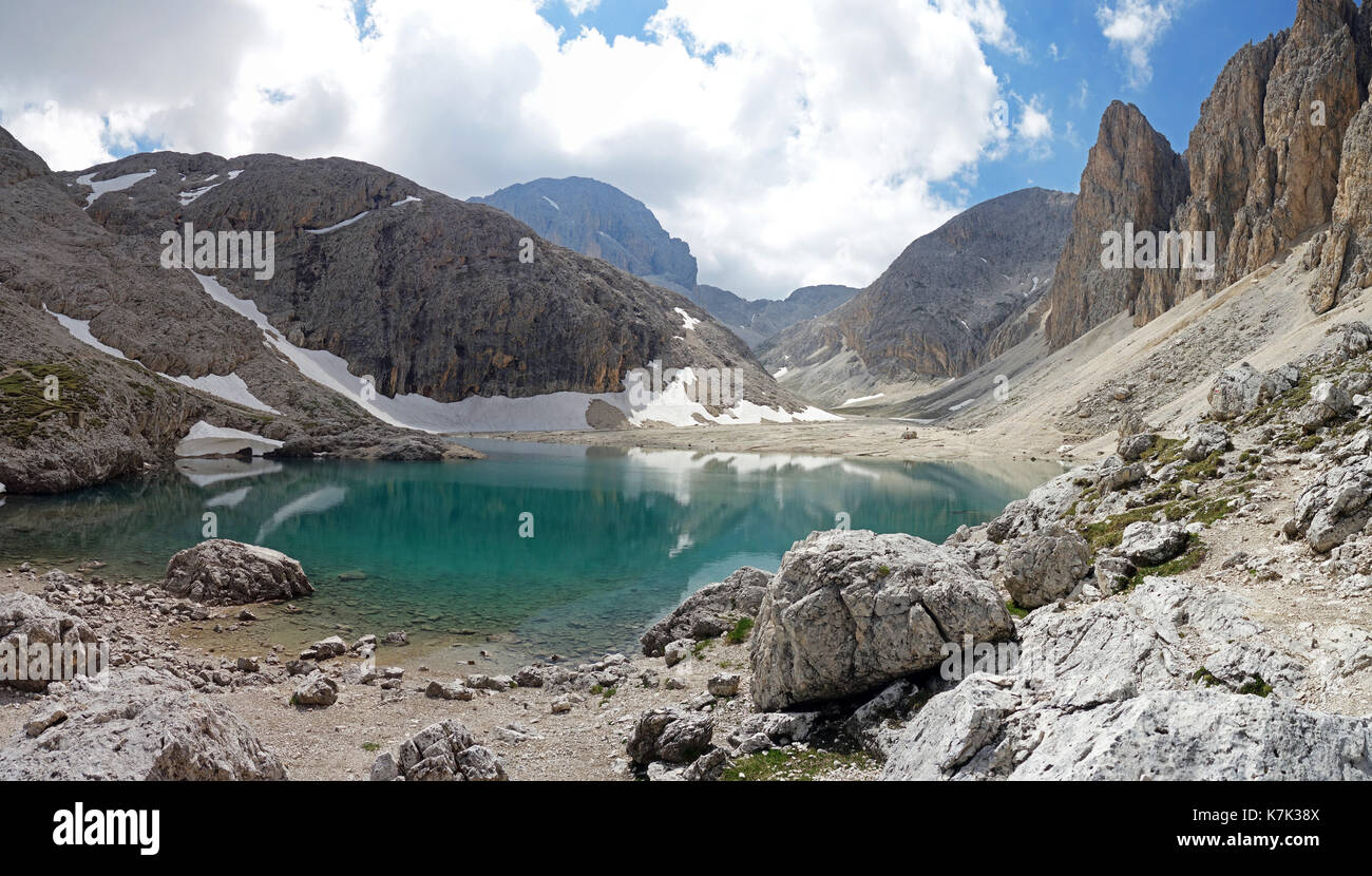 Antermoiasee in der catinaccio gruppe Fotos und Bildmaterial in hoher