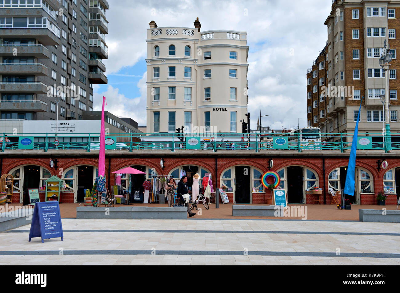 Der West Pier Bögen in Brighton, East Sussex, Großbritannien Stockfoto