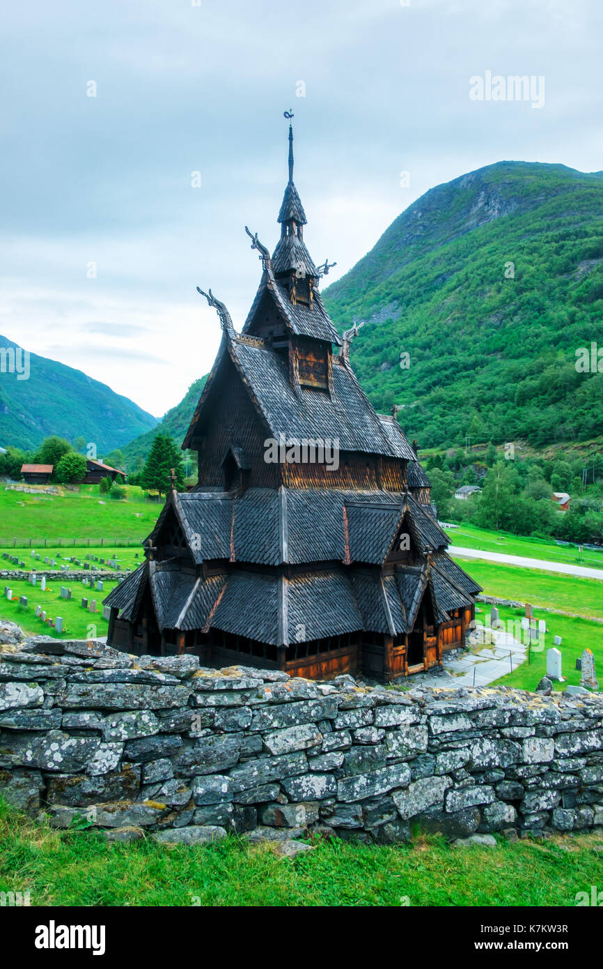Alte hölzerne Stabkirche Borgund, Sogn og Fjordane County, Norwegen Stockfoto