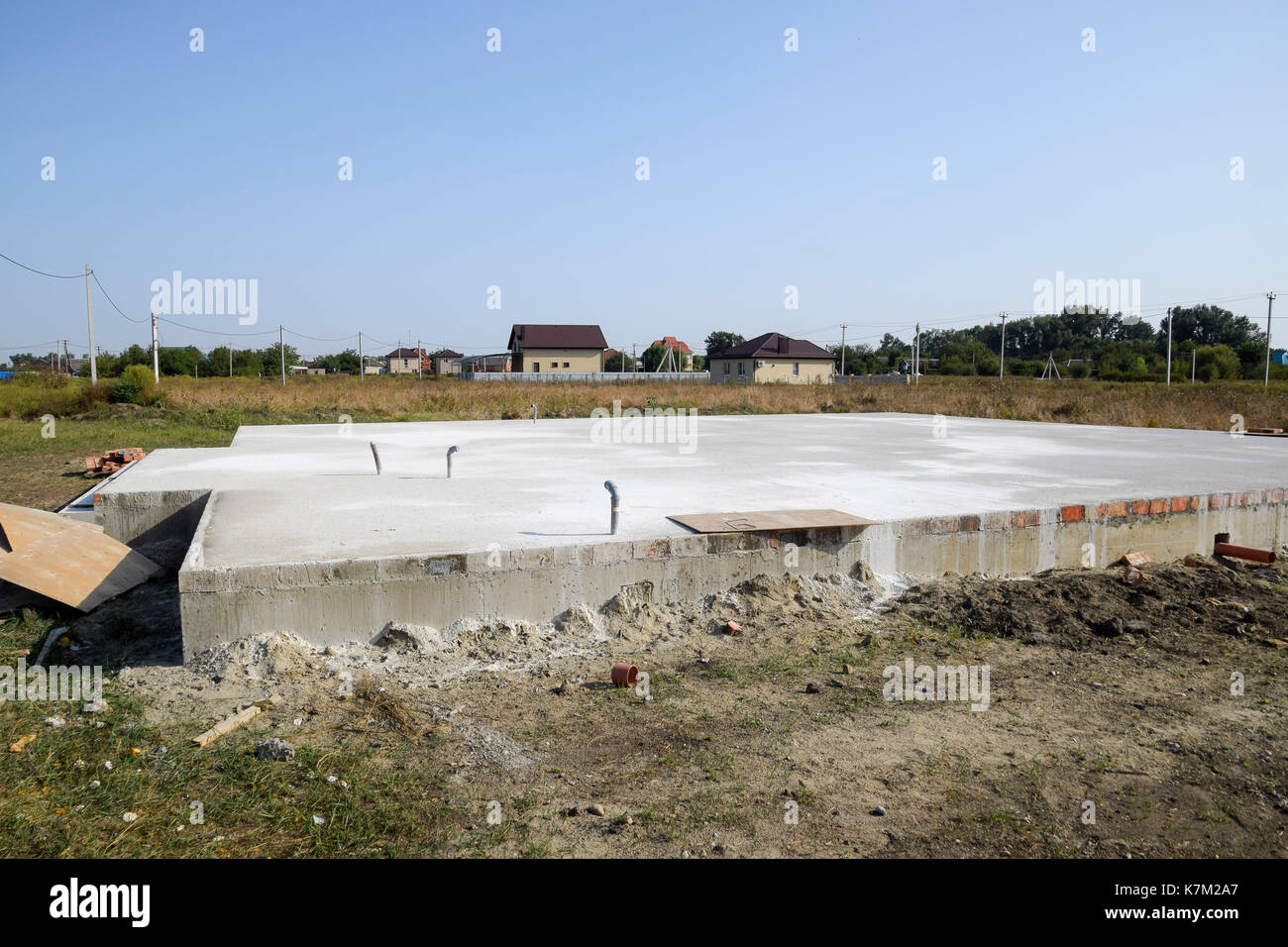 Grundlage des Hauses gefüllt und Fußböden. Home Bau Stockfoto